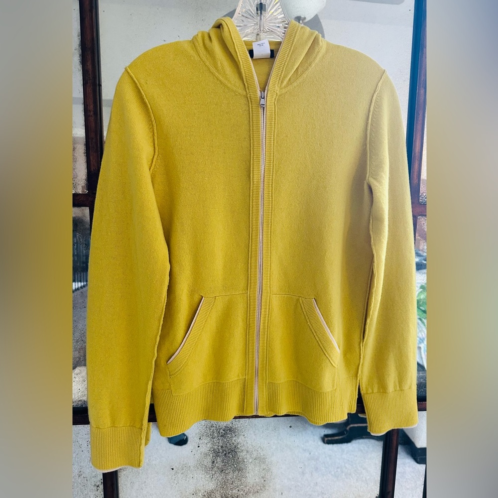 Beautiful J Crew vintage wool hoodie. Size S